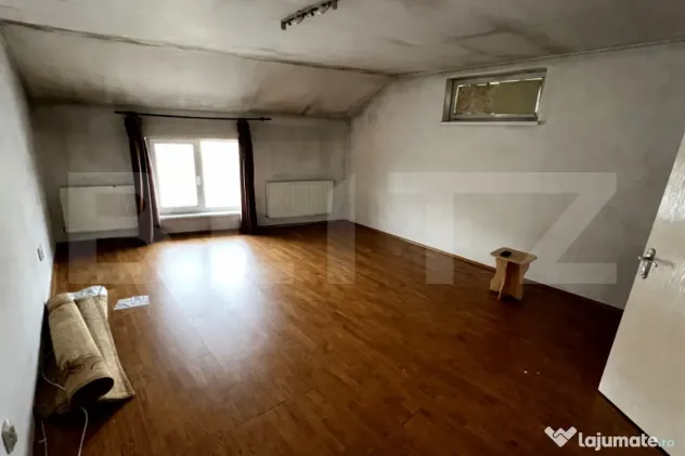 Spațiu comercial de vânzare, 195 mp utili, 500 mp teren, z