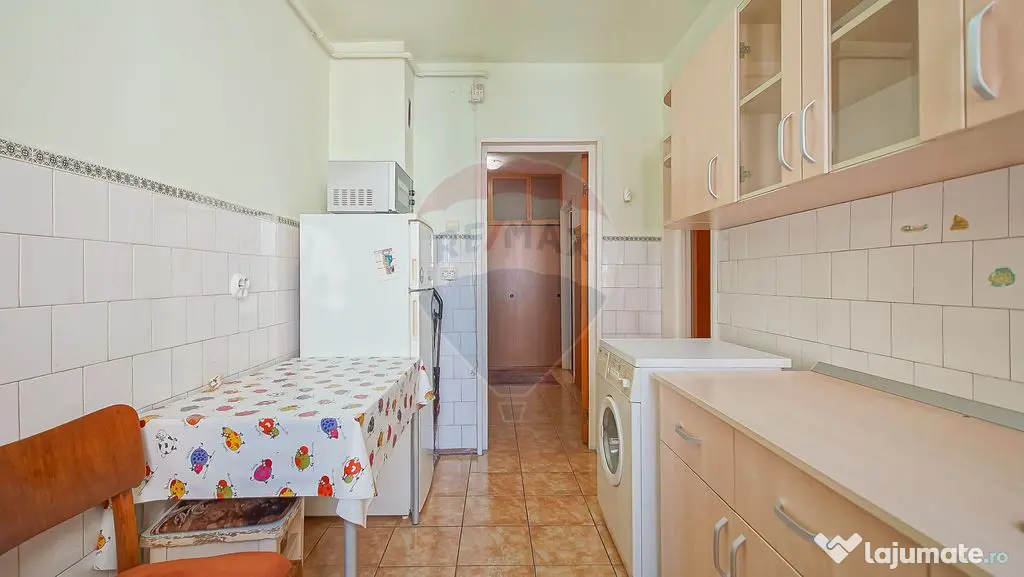 Apartament 2 camere, b-dul Alexandru Vlahuţă, zona Gemenii