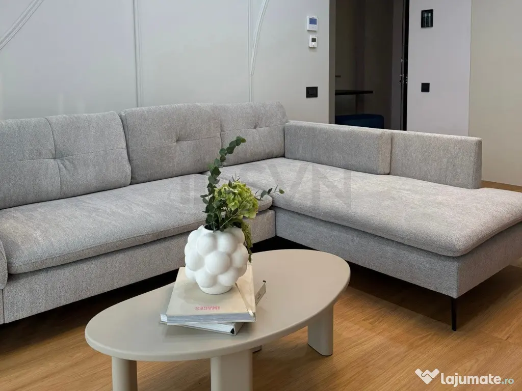 APARTAMENT SUPERB l MOBILAT l UTILAT l GARAJ l ONE FLOREA...