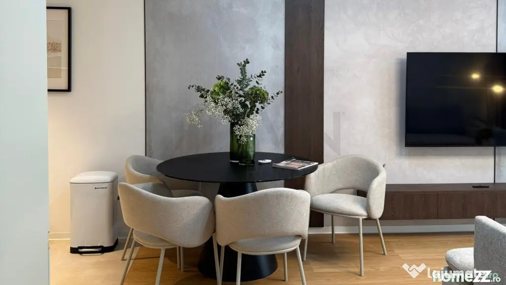 APARTAMENT SUPERB l MOBILAT l UTILAT l GARAJ l ONE FLOREA...