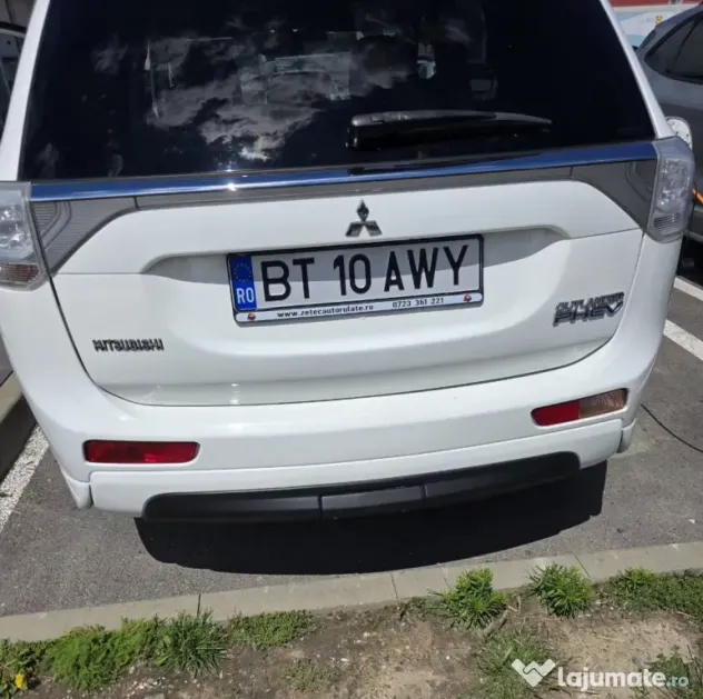 Mitsubishi Outlander 2.0 benzină hybrid phev