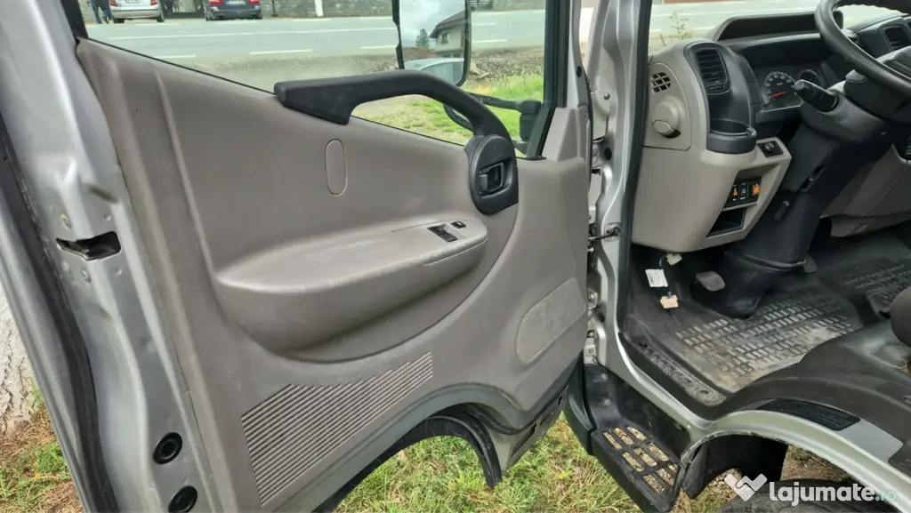 Nissan cabstar 35.13- 2.5 dci categoria B