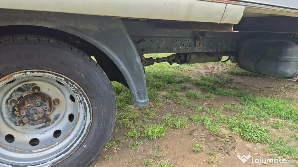 Nissan cabstar 35.13- 2.5 dci categoria B