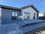 Casa Parter Finalizata Cu Toate Utilitatile 