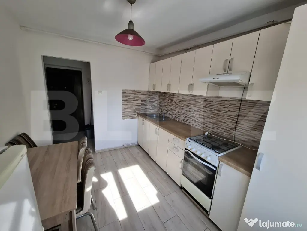Garsoniera de vanzare, 26 mp, zona Micro 14