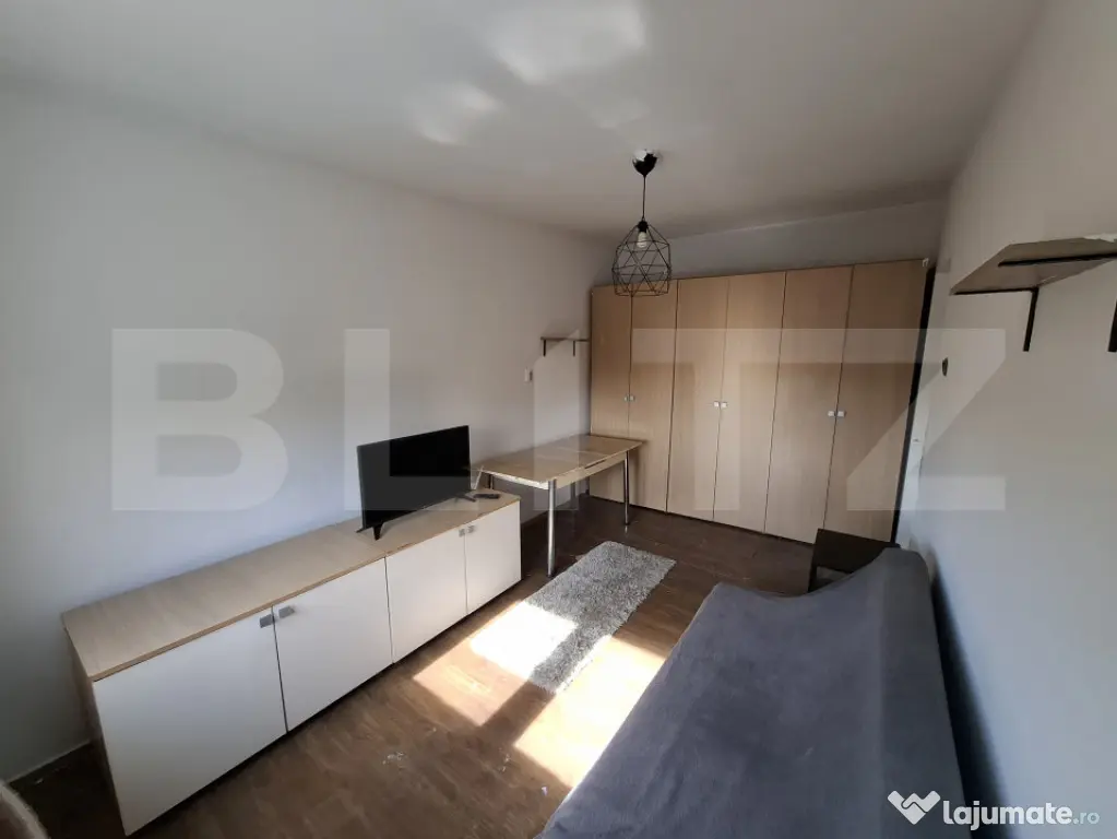 Garsoniera de vanzare, 26 mp, zona Micro 14