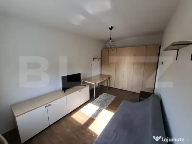 Garsoniera de vanzare, 26 mp, zona Micro 14