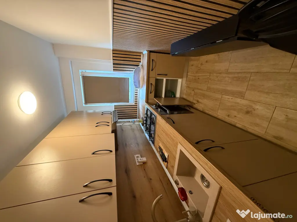 Proprietar, apartament de inchiriat, 2 camere, etaj 3 din 10, semidecomandat