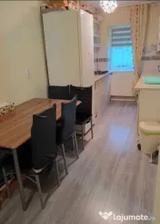 Apartament 2 camere, decomandat - zona Astra 