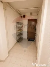 Apartament 4 camere Ideal locuință sau activitate comer...