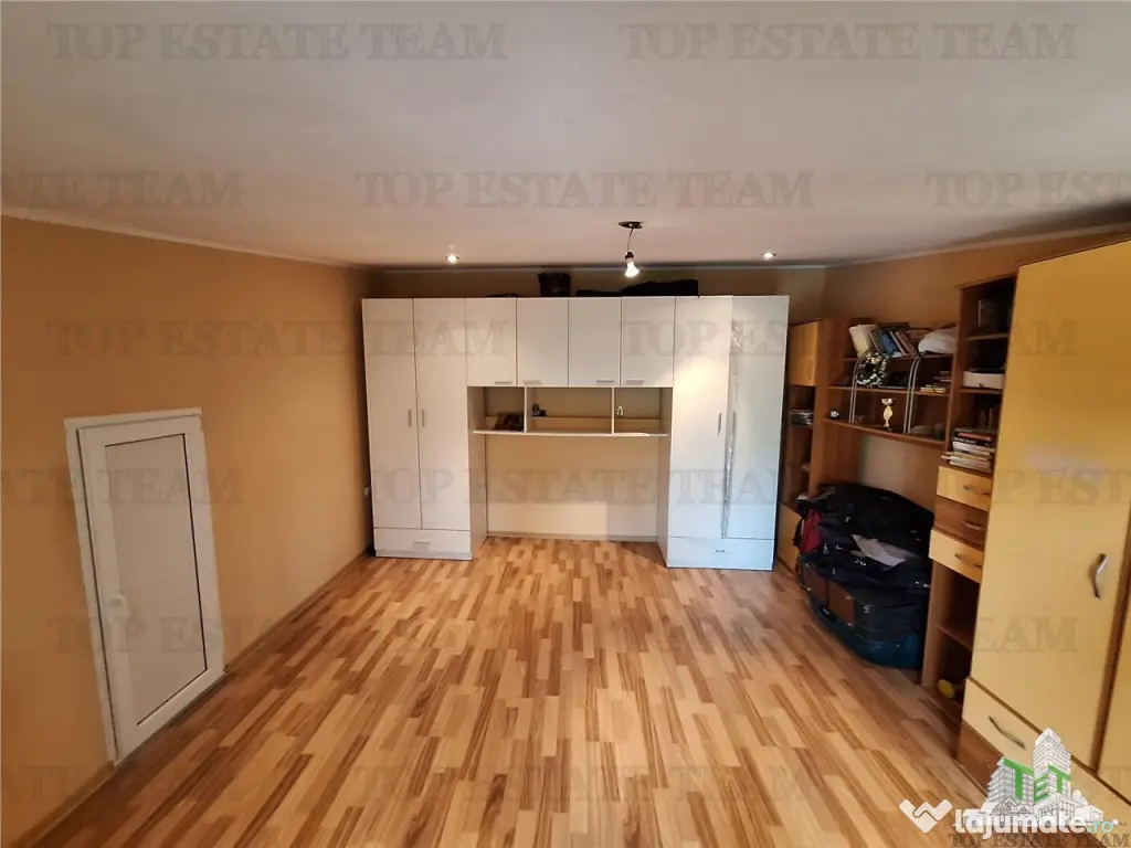 Vila eleganta - Str Grivitei - - Braila