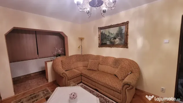 Inchiriez apartament 2 camere + parcare, zona Orizont, Micalaca