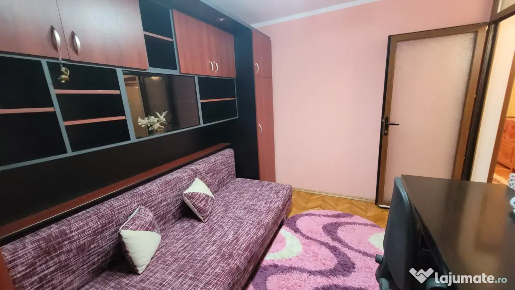 Inchiriez apartament 2 camere + parcare, zona Orizont, Micalaca