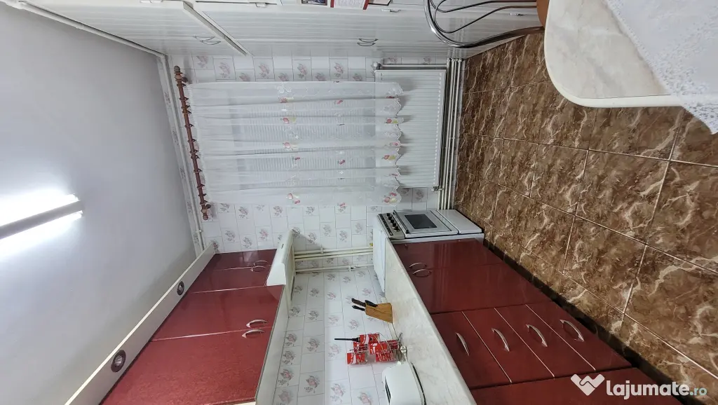 Inchiriez apartament 2 camere + parcare, zona Orizont, Micalaca