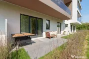 Apartament cu GRADINA în zona Erou Iancu Nicolae - Baneasa 