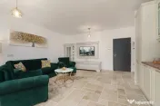 Apartament cu GRADINA în zona Erou Iancu Nicolae - Baneasa 