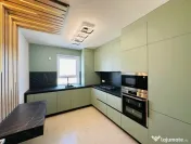 Apartament 3 camere, decomandat - zona Tractorul