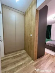 Apartament 3 camere, decomandat - zona Tractorul