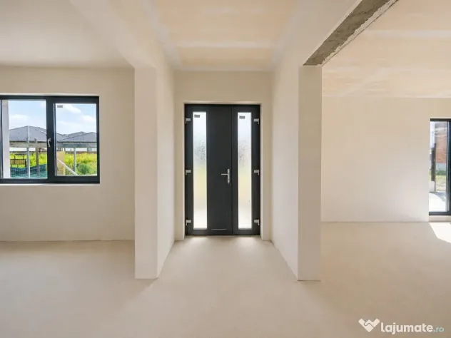 Casa individuala moderna, 4 camere, 2 bai, zona Sanpetru!