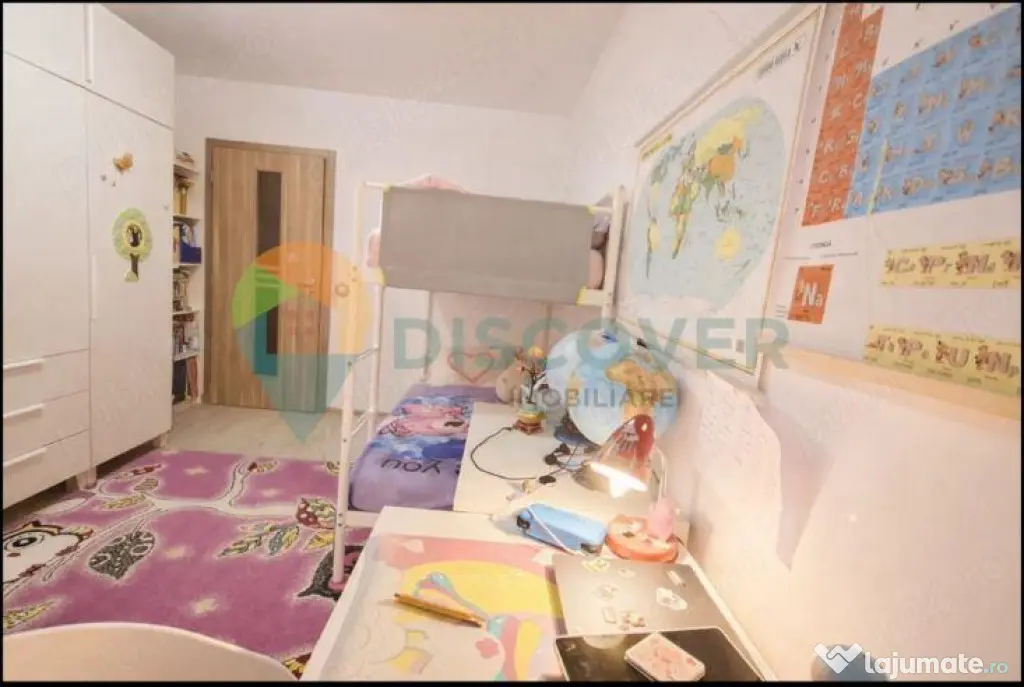 -Podu Ros, etaj 1, 2 camere mobilate si utilate, 115500 euro