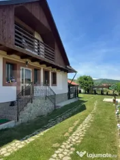 Casă de vânzare în Rugășești – spațioasă, cu grăd 