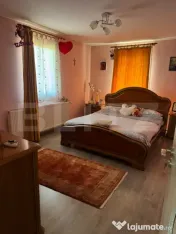 Casă de vânzare în Rugășești – spațioasă, cu grăd 