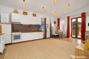 Casă cu 3 dormitoare și două băi LA CHEIE