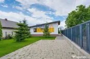 Casă cu 3 dormitoare și două băi LA CHEIE