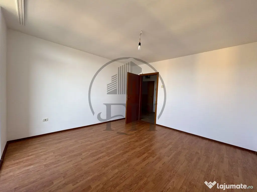 Apartament 3 camere de vânzare Mamaia Nord, Constanța