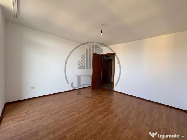 Apartament 3 camere de vânzare Mamaia Nord, Constanța