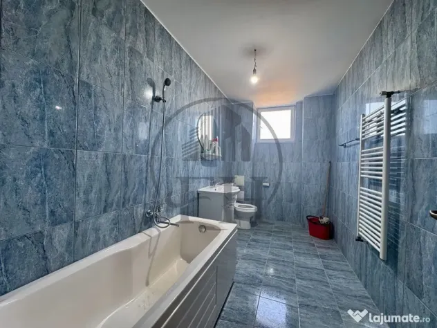 Apartament 3 camere de vânzare Mamaia Nord, Constanța