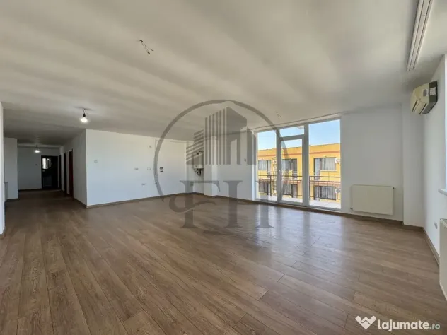 Apartament 3 camere de vânzare Mamaia Nord, Constanța