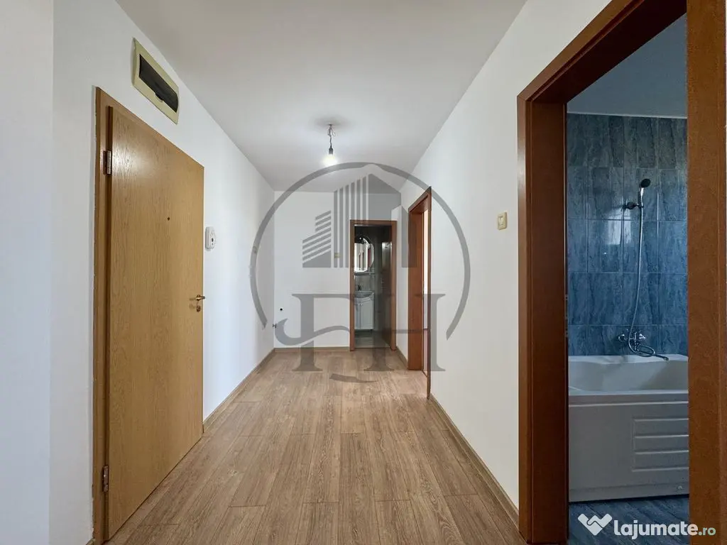 Apartament 3 camere de vânzare Mamaia Nord, Constanța
