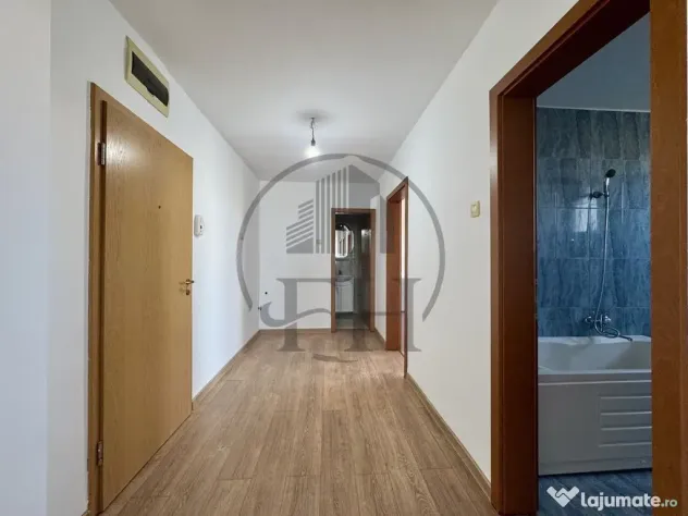 Apartament 3 camere de vânzare Mamaia Nord, Constanța