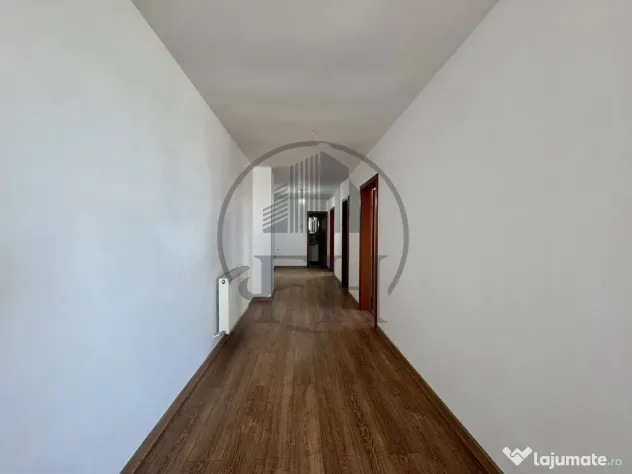 Apartament 3 camere de vânzare Mamaia Nord, Constanța