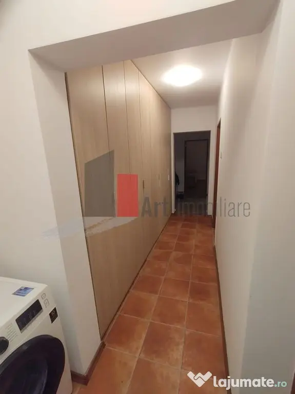 Prima închiriere apartament decomandat 3 camere - Bd. La...