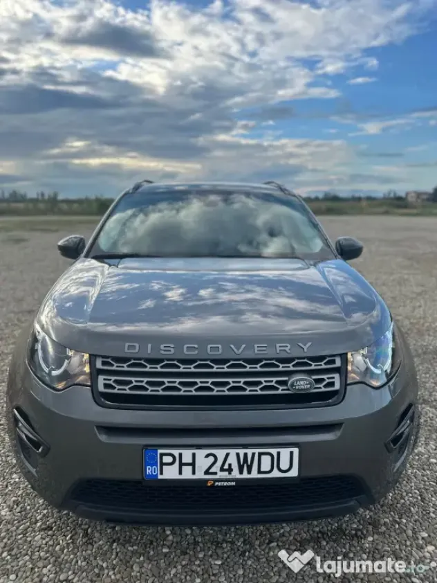 Land Rover Discovery Sport 2.0 Diesel 150 CP | 2018 | 178.000 km | 2 chei
