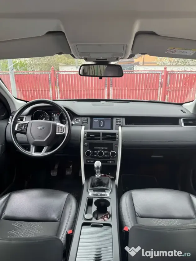 Land Rover Discovery Sport 2.0 Diesel 150 CP | 2018 | 178.000 km | 2 chei