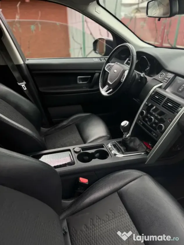 Land Rover Discovery Sport 2.0 Diesel 150 CP | 2018 | 178.000 km | 2 chei