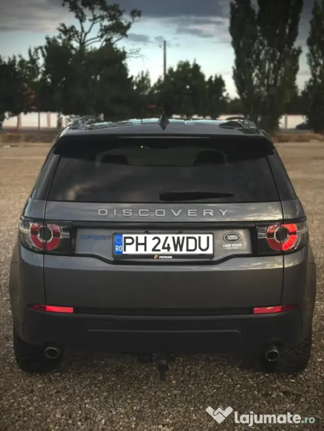 Land Rover Discovery Sport 2.0 Diesel 150 CP | 2018 | 178.000 km | 2 chei