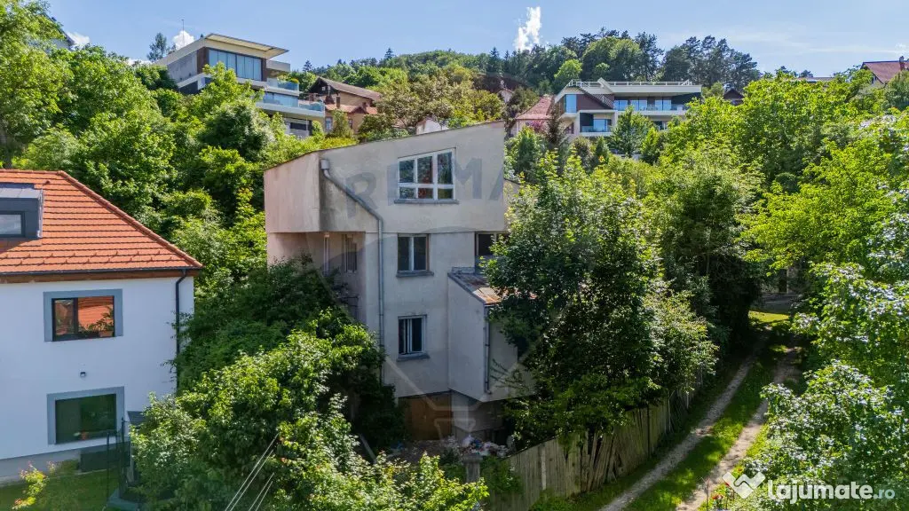 Casa str. Horia 51B, Brașov. O poziție pe care orașul ...