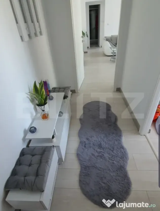 Apartament 2 camere, 55 mp, zona Micro 11