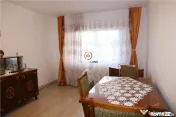 Luminos si spatios! Apartament 3 camere, decomandat, in Sace 