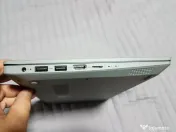 Laptop Lenovo 81VR 