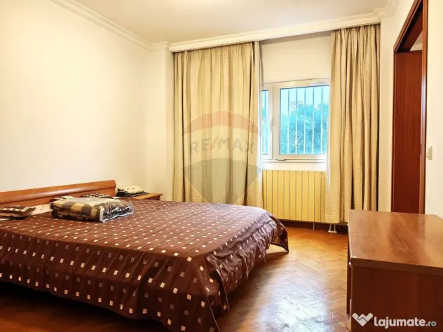 Apartament cu garaj de închiriat în cartierul Primăverii
