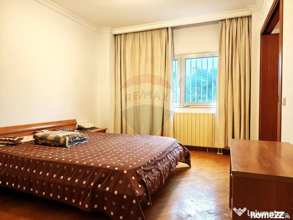 Apartament cu garaj de închiriat în cartierul Primăverii