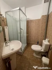 Apartament 3 camere, decomandat, zona Pacurari- Gradina Bota 