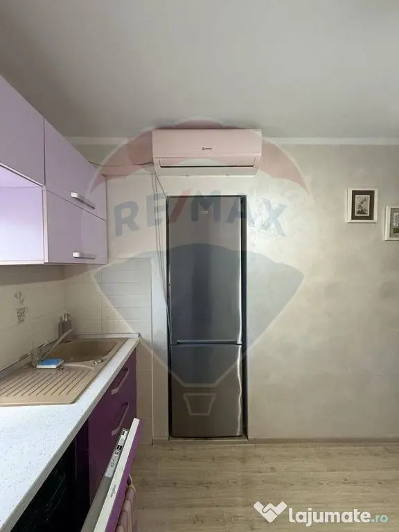 Apartament cu 2 camere de vânzare în zona Central