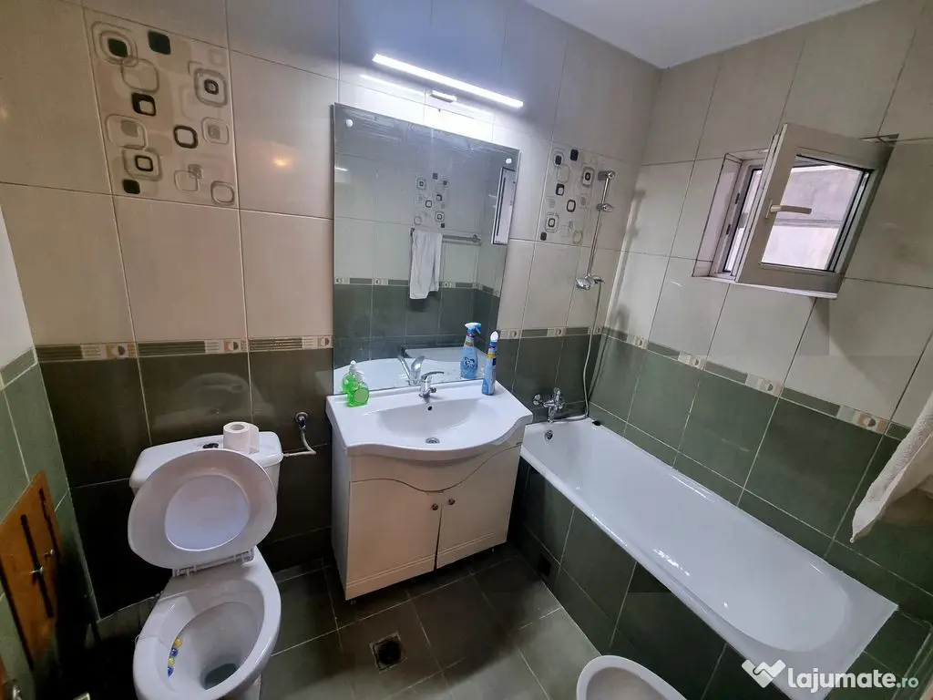 Icil- apartament 3 camere decomandat cu gaze