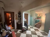 Apartament 4 camere, situat in Poarta 6 